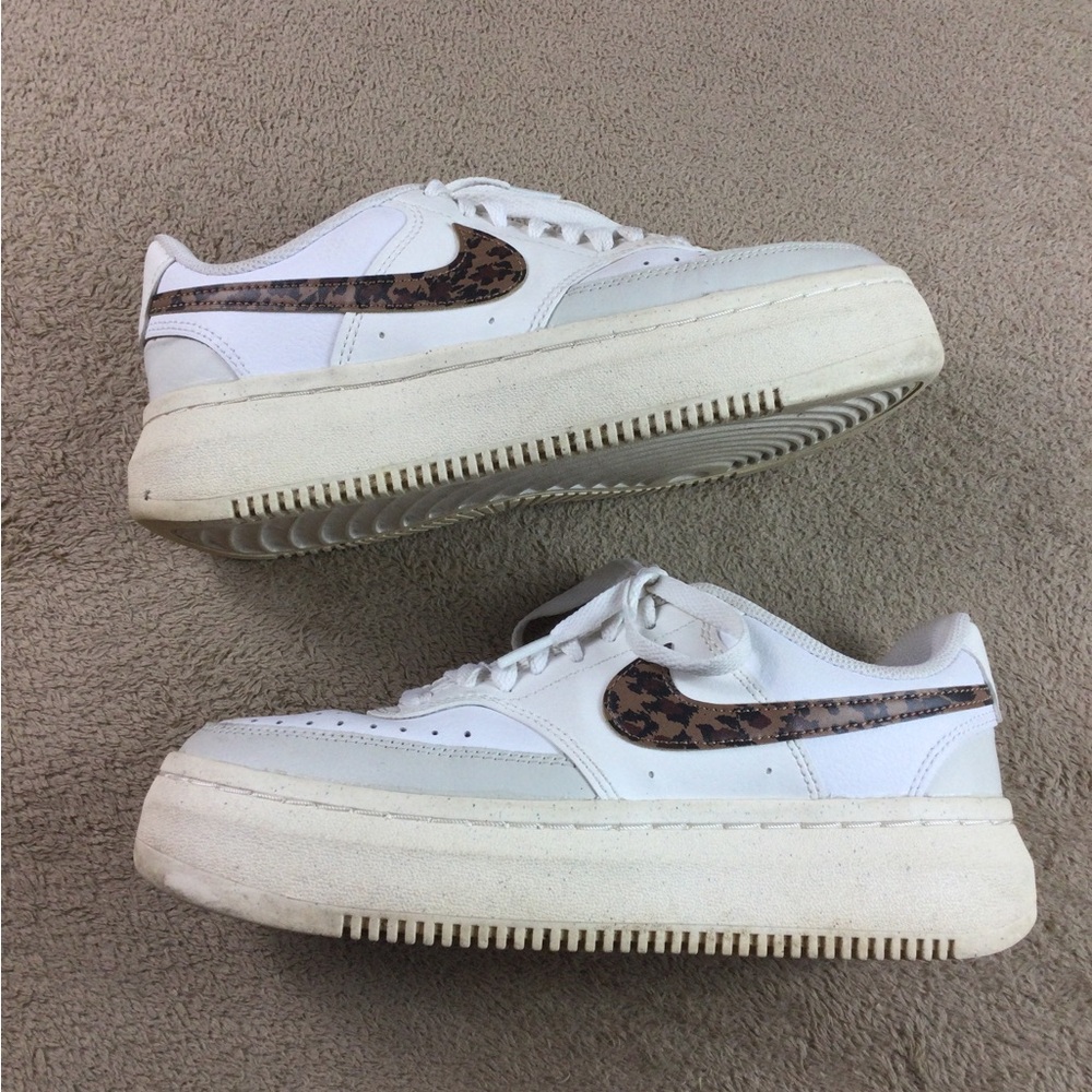 Nike Court Vision Alta platform white/cheetah sneakers Womens size 8.5
